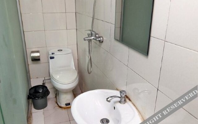 Longxiang Hostel