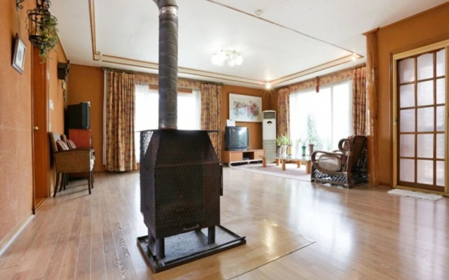 Yangpyeong Woorideul Pension