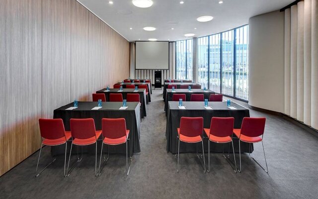 Vibe Hotel Canberra