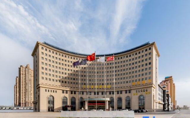 Merlinhod Zhonghua Hotel (Xilinhot Railway Station)
