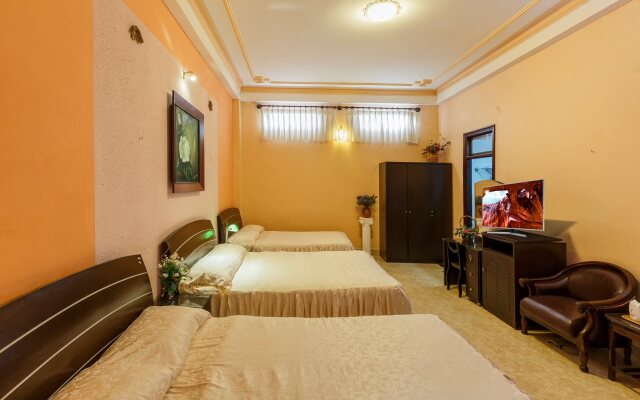Tram Huong Hotel