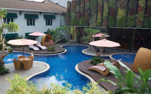 Patra Bandung Hotel