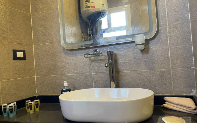 Jewel Grand Museum Pyramids View