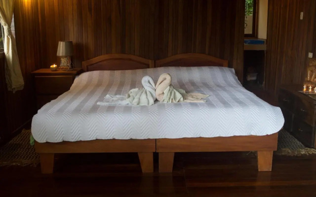 El Mirador Glamping & Apartments & Woodhouse & Swimingpool