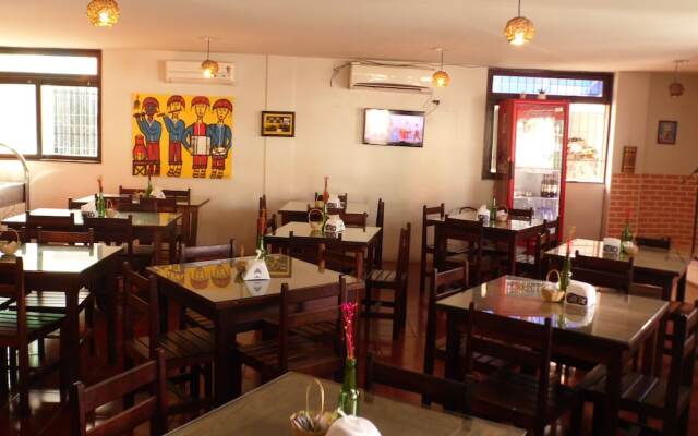 Center Plaza Prime Hotel