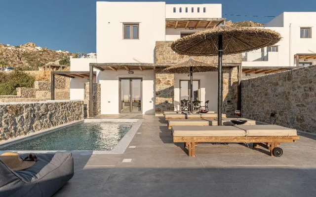 Lithia Exclusive Villas