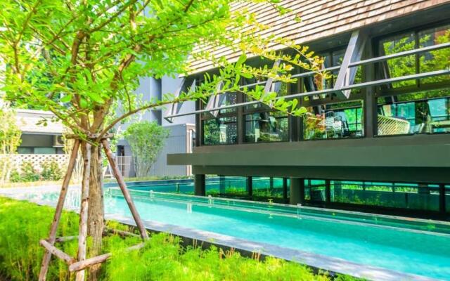 1BR Mountain/Pool View at Central festival mall.