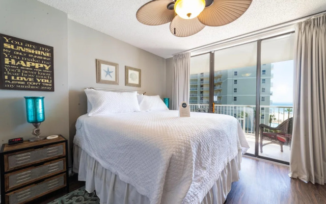 Seaside Beach & Racquet 4412