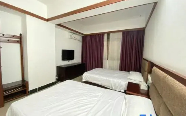 Beihai Bainian Hotel (Beihai Old Street)