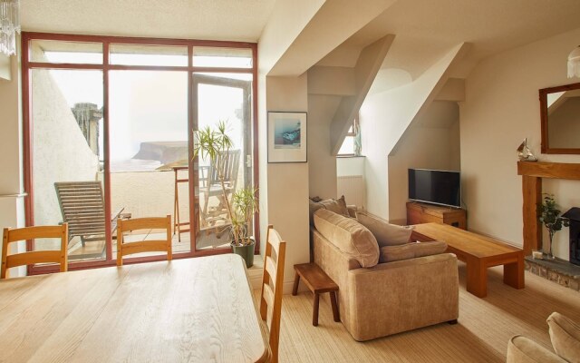 The Observatory Apartment