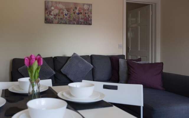 1 Willows Apartment