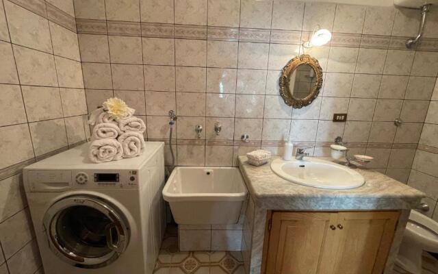 LOREN HOUSE, relaxing location with seaview