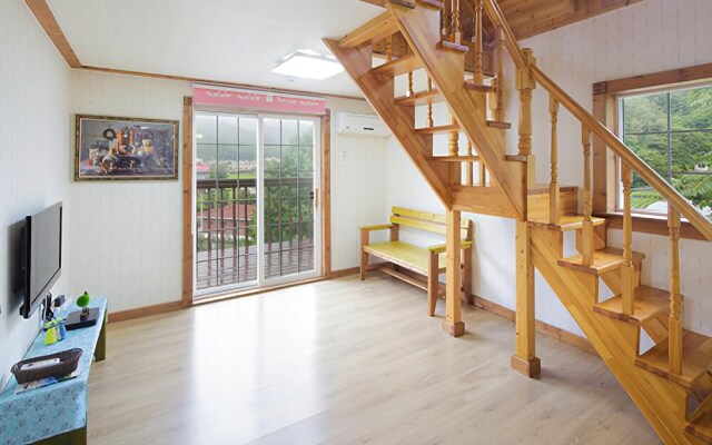 Jecheon Wood Nest Pension