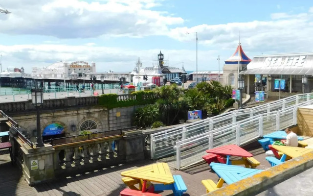 Central Kemptown Brighton Studio Apartment