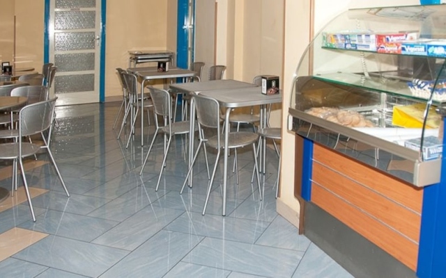 Bed And Breakfast Blu Bar