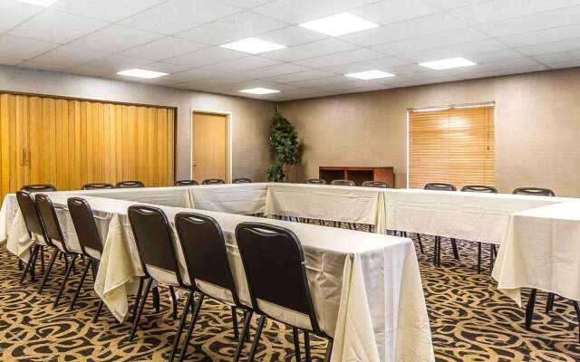 Comfort Inn Owatonna near Medical Center