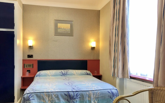 Mitre House Hotel