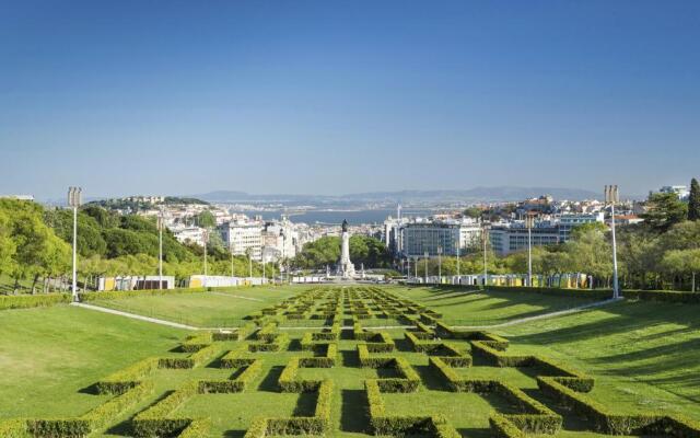 Lisbon Stay at Santo Antonio Flat