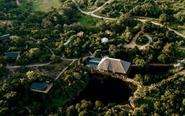 Barefoot Addo Elephant Lodge