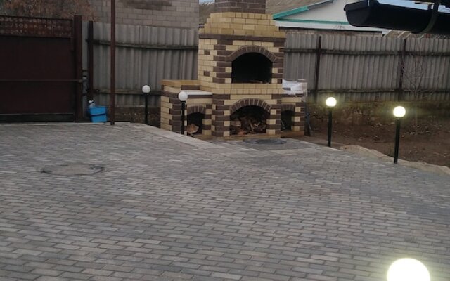 V gostyakh u Baby Poli