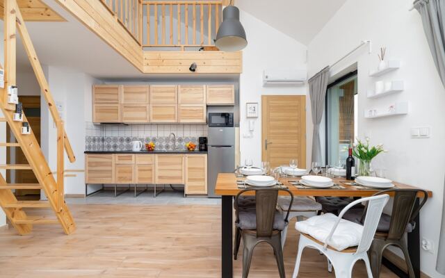 Prestige Golden View Wellness Apartments