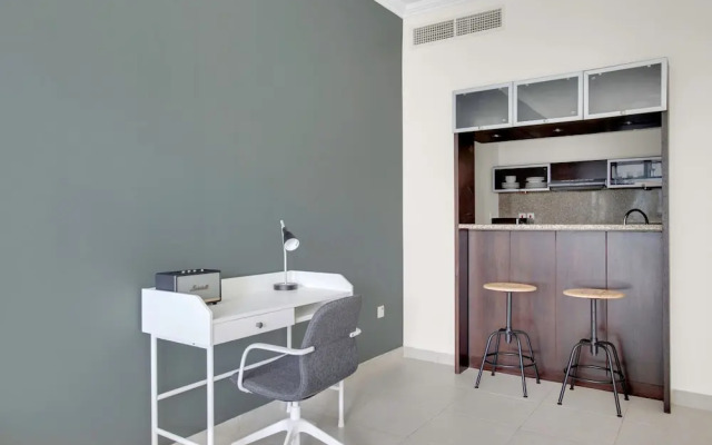 Cozy Marina View 1BR w Pool Gym