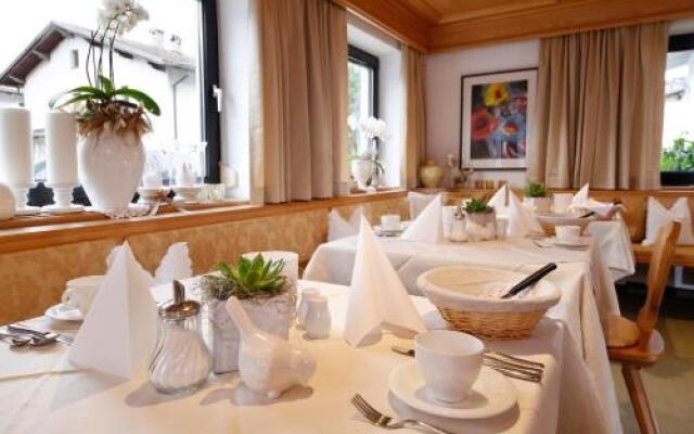Garni Hotel Platzer