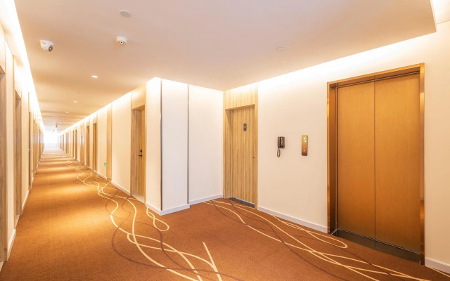 Super 8 Hotel Zhengzhou High-tech Zone Zhengzhou University