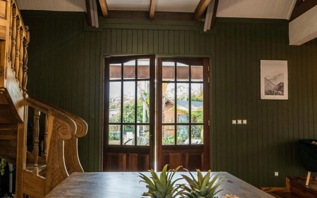 Magnifique villa avec cheminée au tevelave