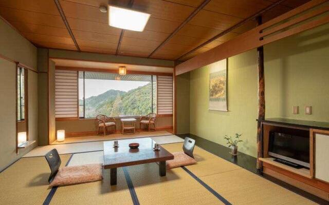 Yamamura Annex