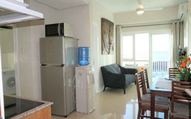 Mactan Seaside Apartments