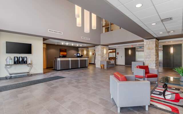 Best Western Plus Eastgate Inn & Suites