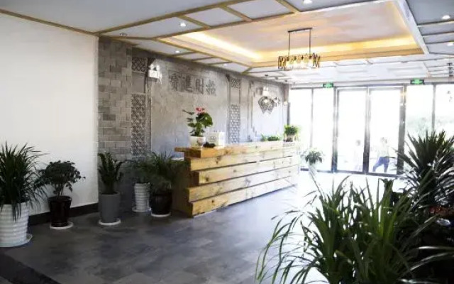 Yiyuan Tianhe Mountain Villa