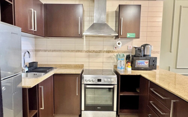 Cosmos Living 1 BR Suite Near Dubai Mari