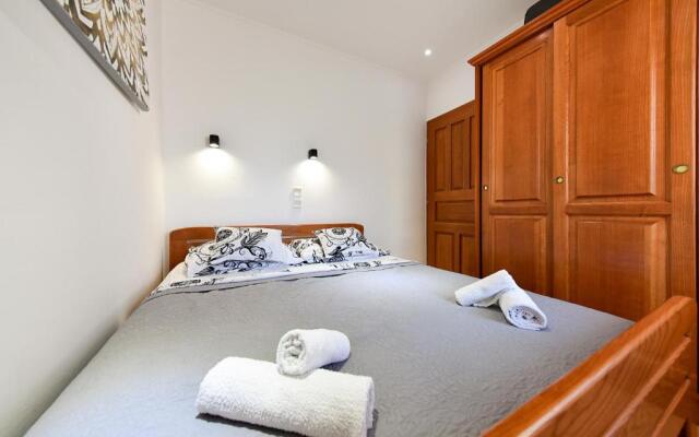 Apartments Liljana Privlaka