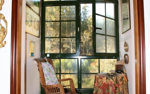House With 5 Bedrooms in Pontevedra, With Enclosed Garden