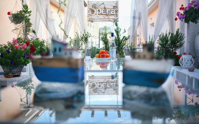 Hotel Opera