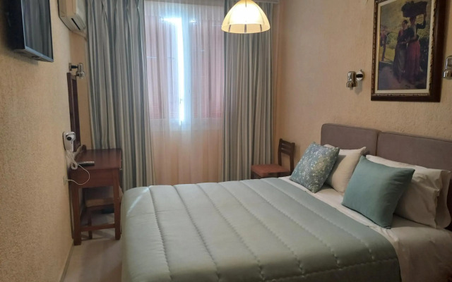Hermes Delphi Hotel
