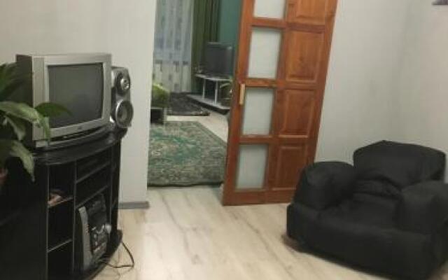 Apartment on Stefanyka 42/5