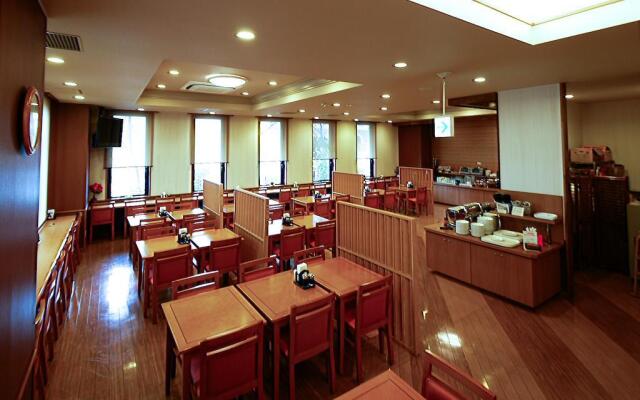 Hotel Route-Inn Tsuruoka Inter