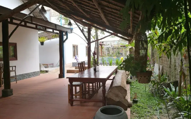 Angkor Dino B&B