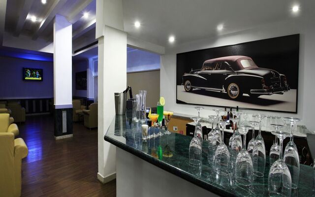 Hotel Abu Palace - Chennai