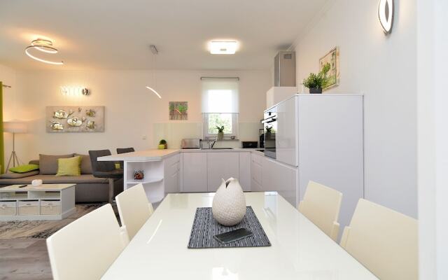 Apartment 1941