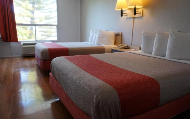 Motel 6 Belmont, CA - San Francisco - Redwood City