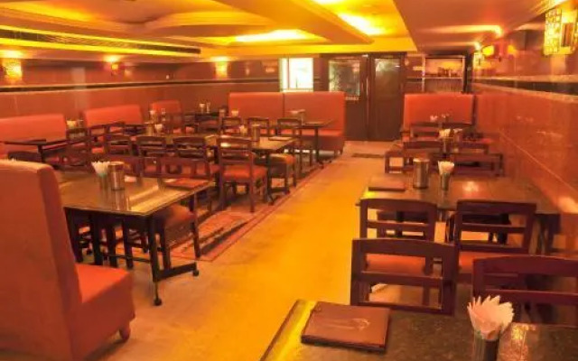 M J Guest House