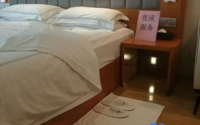Warmly Hotel