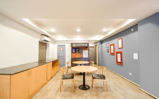 Fabhotel Airport Green Arcade