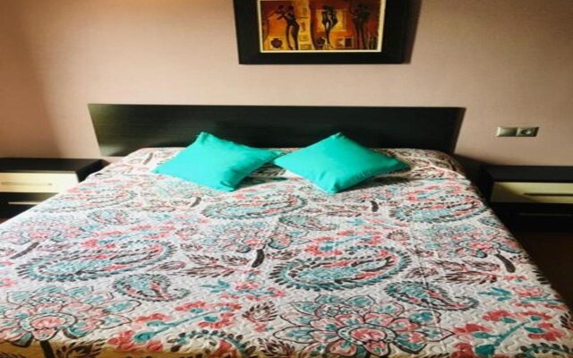 Hotel Almoradi