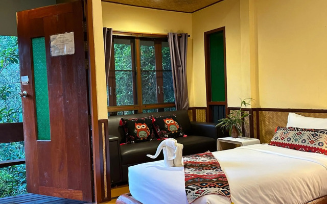 PuraVida Pai Resort