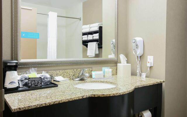 Hampton Inn & Suites by Hilton Flowery Branch Lake Lanier